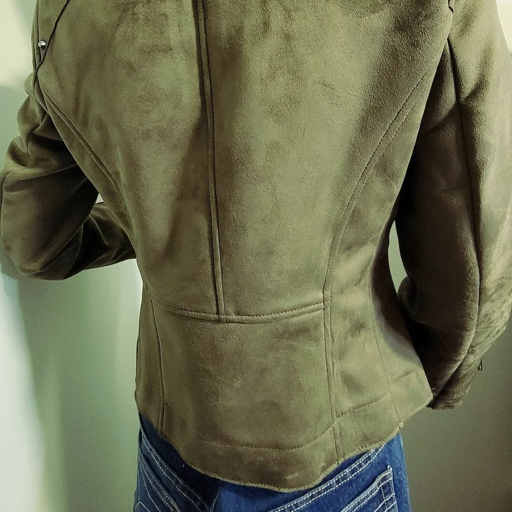 NWT Vince Camuto Woman's Olive Vegan Suede Moto Jacket - Picture 12 of 12